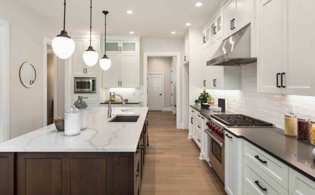 Classic San Francisco kitchen remodeling by Ashbay Construction